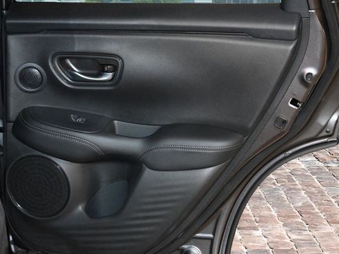New 2027 Honda HR-V EX-L image 13