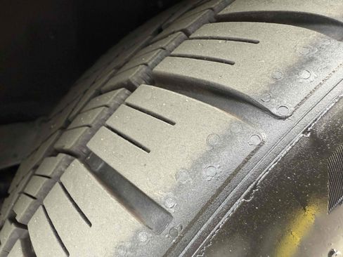 Used 2002 Jaguar XJ8 image 26