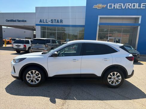 Used 2024 Ford Escape Active FWD image 4