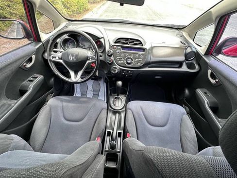 Used 2013 Honda Fit Sport image 9