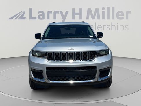 Used 2022 Jeep Grand Cherokee L Limited RWD image 8