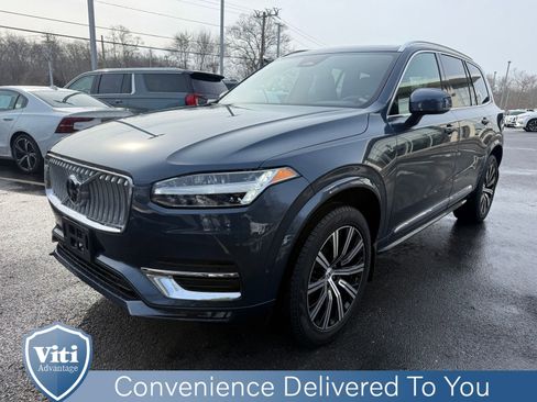 Certified 2023 Volvo XC90 B6 Plus w/ Protection Package image 4