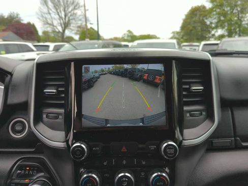 Used 2022 RAM 1500 Big Horn AWD/4WD image 22