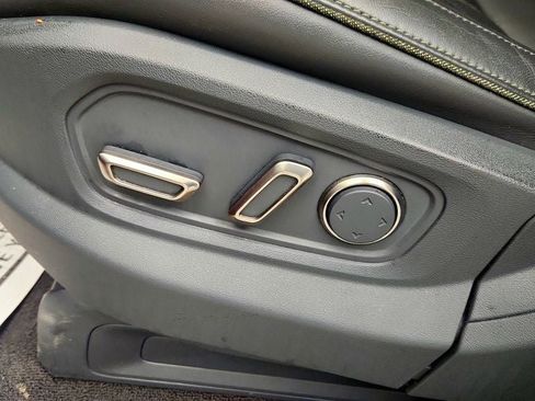 Used 2023 Rivian R1T Adventure image 11