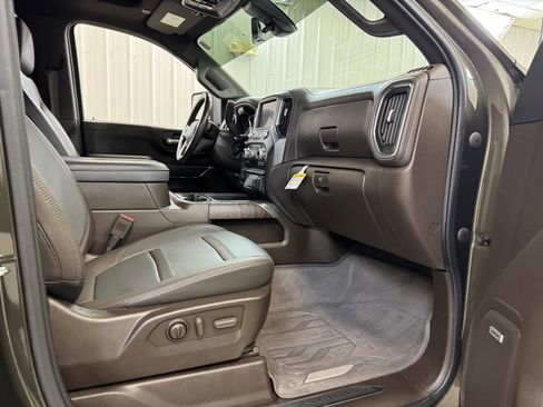 Used 2022 GMC Sierra 2500 Denali w/ Denali Ultimate Package image 27