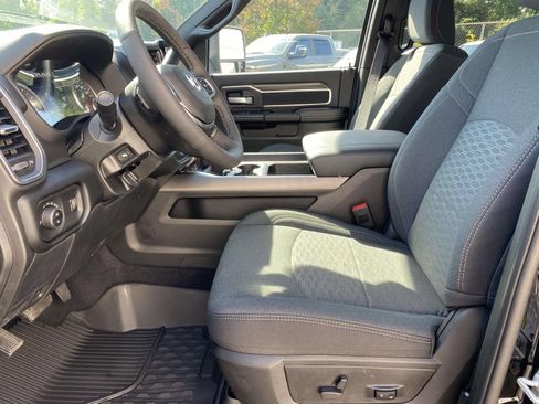 New 2026 RAM 2500 Big Horn AWD/4WD image 15
