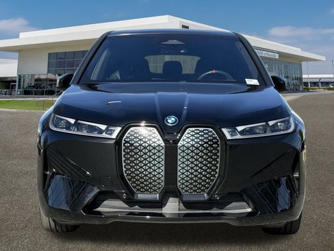 Used 2025 BMW iX M60 image 3