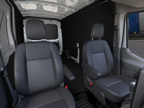 New 2026 Ford Transit 250 148 Medium Roof RWD image 10