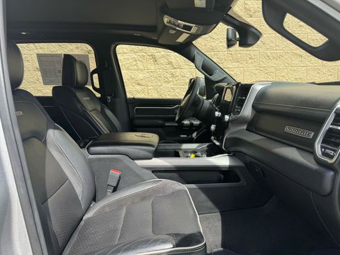 Used 2020 RAM 1500 Laramie AWD/4WD image 24