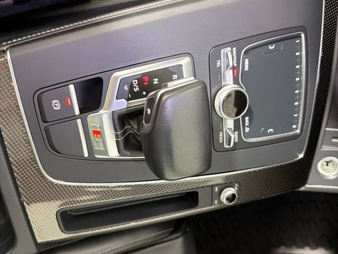 Used 2018 Audi SQ5 Premium Plus w/ Navigation Package AWD/4WD image 20