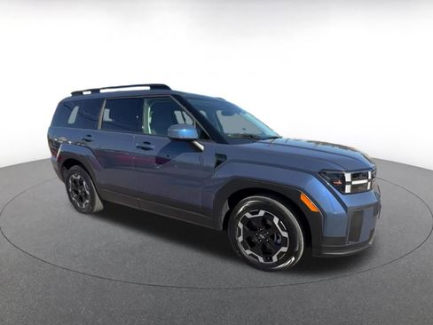 Used 2025 Hyundai Santa Fe SEL image 2