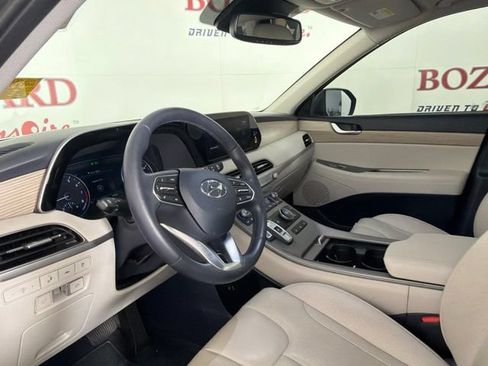 Used 2022 Hyundai Palisade SEL w/ Premium Package FWD image 12
