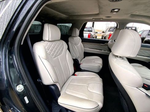 Used 2021 Hyundai Palisade Calligraphy w/ Cargo Package image 18