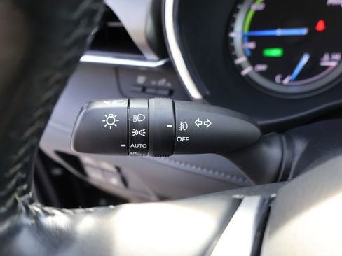 Used 2021 Toyota Highlander Limited image 40