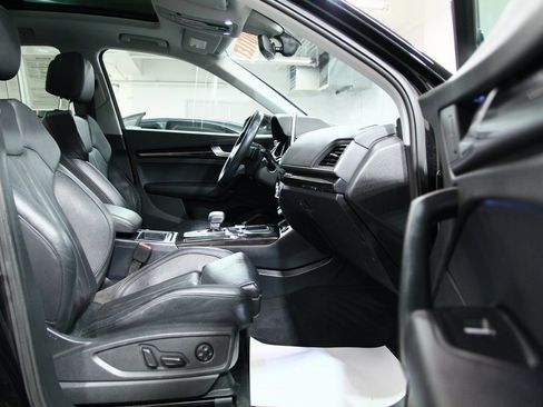 Used 2018 Audi Q5 2.0T Premium Plus w/ Premium Plus Package image 23