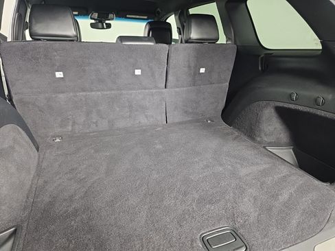 Used 2019 Jeep Grand Cherokee Limited image 33