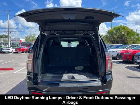 Used 2023 Chevrolet Suburban RST w/ Luxury Package AWD/4WD image 19