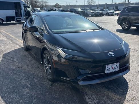Used 2025 Toyota Prius Limited w/ Limited Premium Package image 1