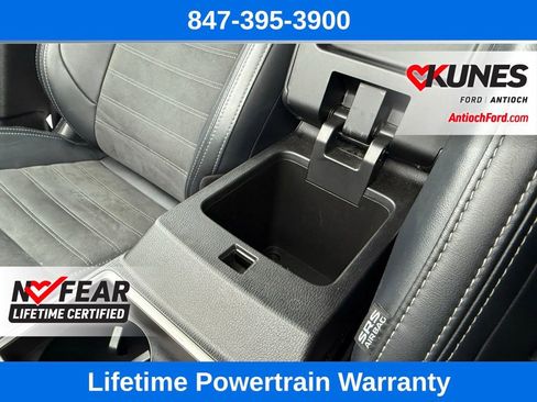 Used 2024 Mitsubishi Outlander SE image 45