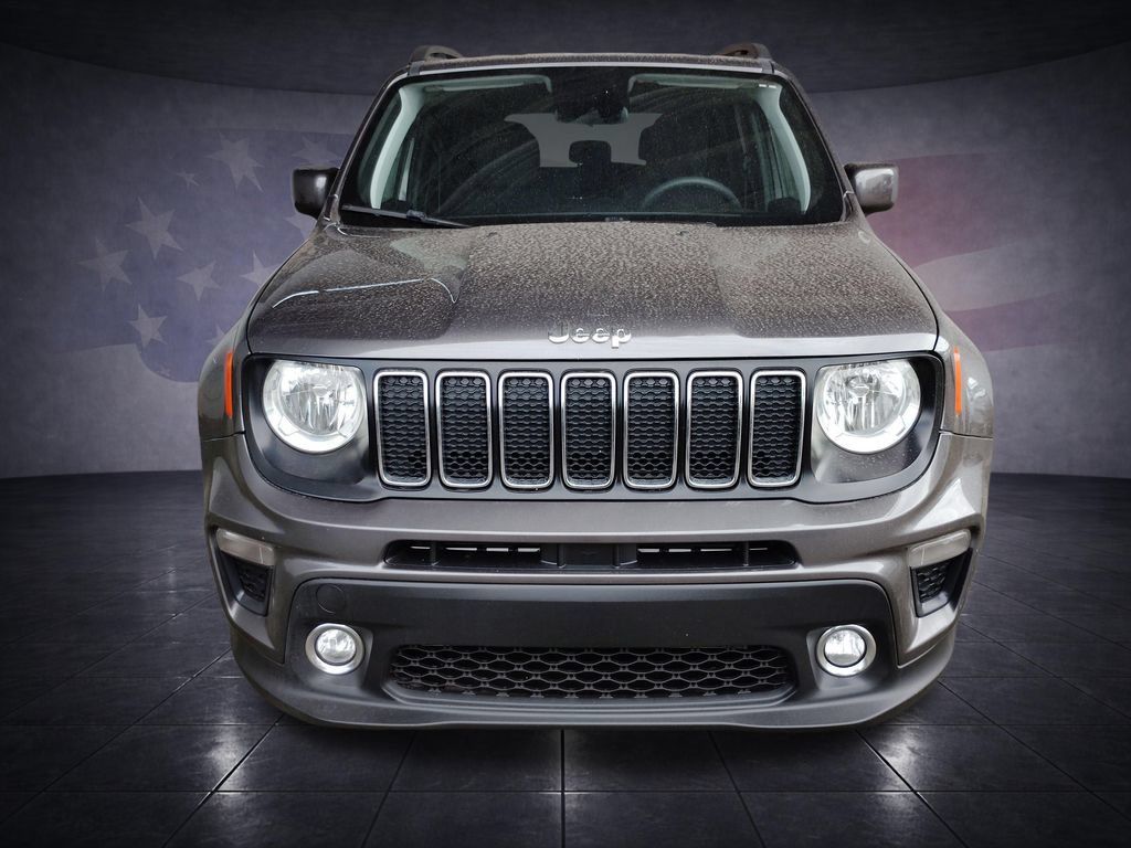 Used 2019 Jeep Renegade Latitude w/ UConnect 8.4 Nav Group FWD image 8