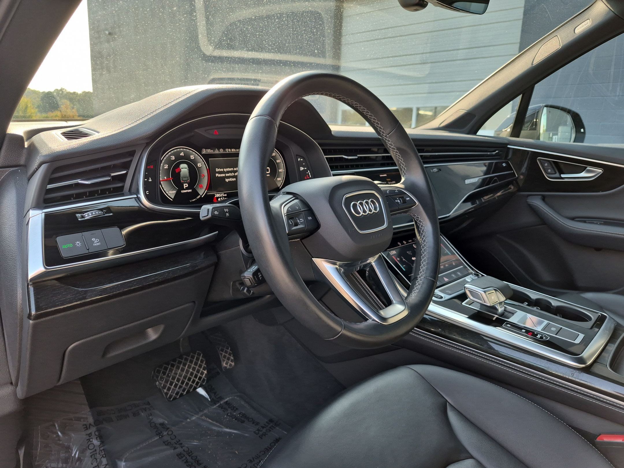Used 2025 Audi Q7 3.0T Premium Plus AWD/4WD image 16