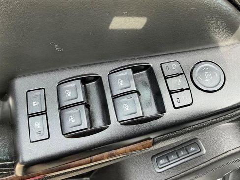 Used 2016 Chevrolet Tahoe LT image 28