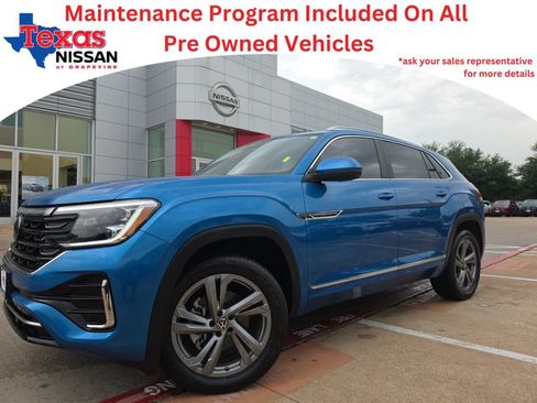 Used 2024 Volkswagen Atlas Cross Sport SEL R-Line AWD/4WD image 1