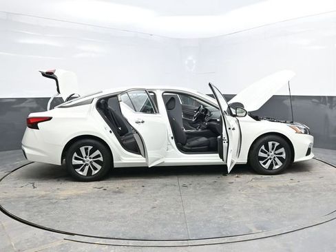 Used 2021 Nissan Altima 2.5 S image 39