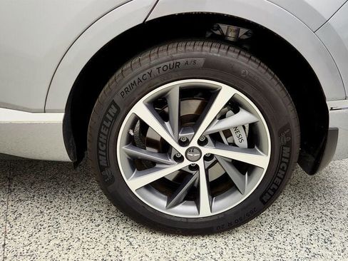 Used 2025 Genesis GV80 2.5T Advanced AWD/4WD image 28