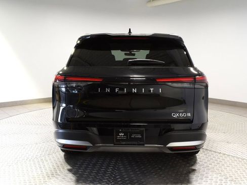 Certified 2026 INFINITI QX60 Luxe w/ Family Package AWD/4WD image 7