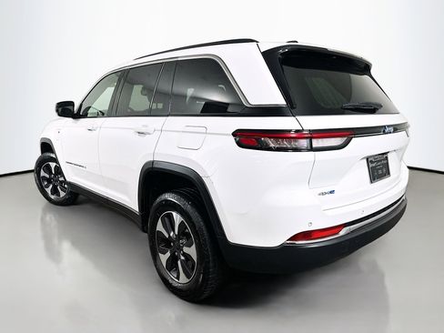 Used 2024 Jeep Grand Cherokee Limited 4xe AWD/4WD image 5