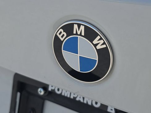 Used 2020 BMW 330i Sedan w/ Convenience Package RWD image 11