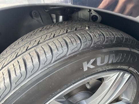 Used 2024 Volkswagen Jetta SE image 29