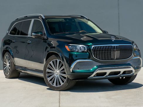 Used 2023 Mercedes-Benz Maybach GLS 600 4MATIC image 5