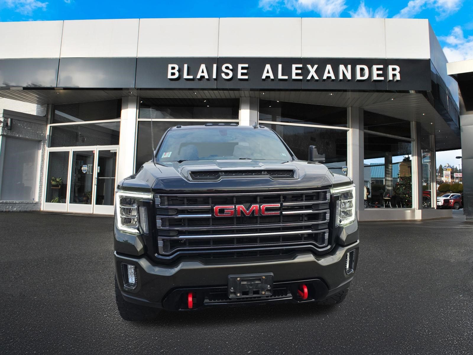 Used 2023 GMC Sierra 2500 AT4 w/ Gooseneck/5TH Wheel Package AWD/4WD image 10
