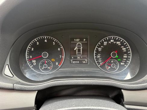 Used 2014 Volkswagen Passat 2.5 SE image 15