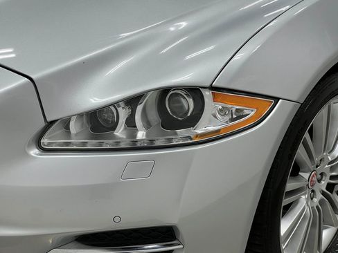 Used 2015 Jaguar XJ L Portfolio AWD/4WD image 36