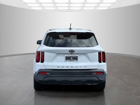 Used 2021 Kia Sorento LX FWD image 5