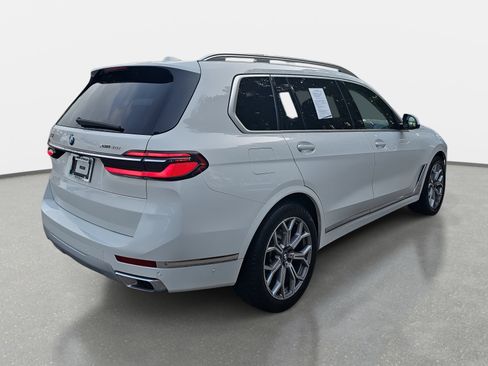 Certified 2024 BMW X7 xDrive40i w/ Premium Package image 5