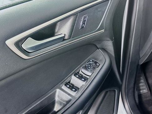 Certified 2023 Ford Edge SEL AWD/4WD image 17