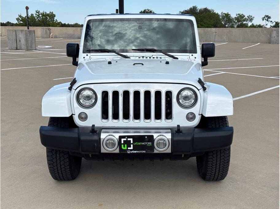 Used 2017 Jeep Wrangler Unlimited Sahara w/ Connectivity Group AWD/4WD image 2