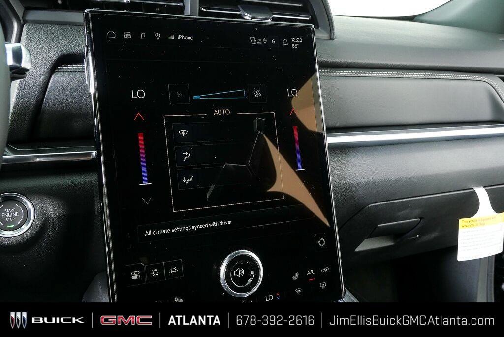 Used 2026 GMC Terrain Elevation w/ Elevation Premium Package FWD image 16