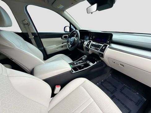 Used 2023 Kia Sorento S FWD image 27