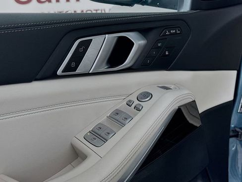 Certified 2024 BMW X7 xDrive40i AWD/4WD image 18