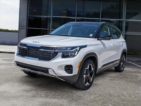 New 2026 Kia Seltos S FWD image 4
