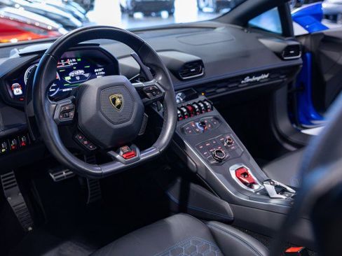 Used 2019 Lamborghini Huracan LP 580-2 image 32