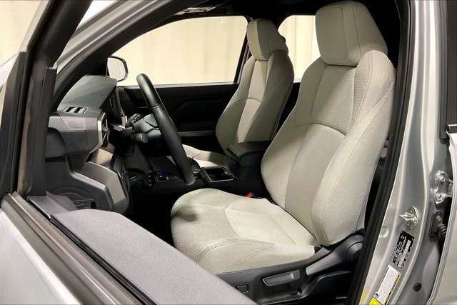 Certified 2025 Toyota 4Runner SR5 AWD/4WD image 26