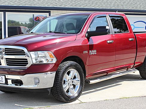 Used 2017 RAM 1500 Big Horn AWD/4WD image 1