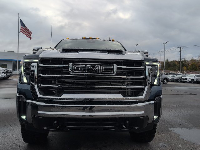 Used 2024 GMC Sierra 2500 SLT w/ SLT Convenience Package AWD/4WD image 15