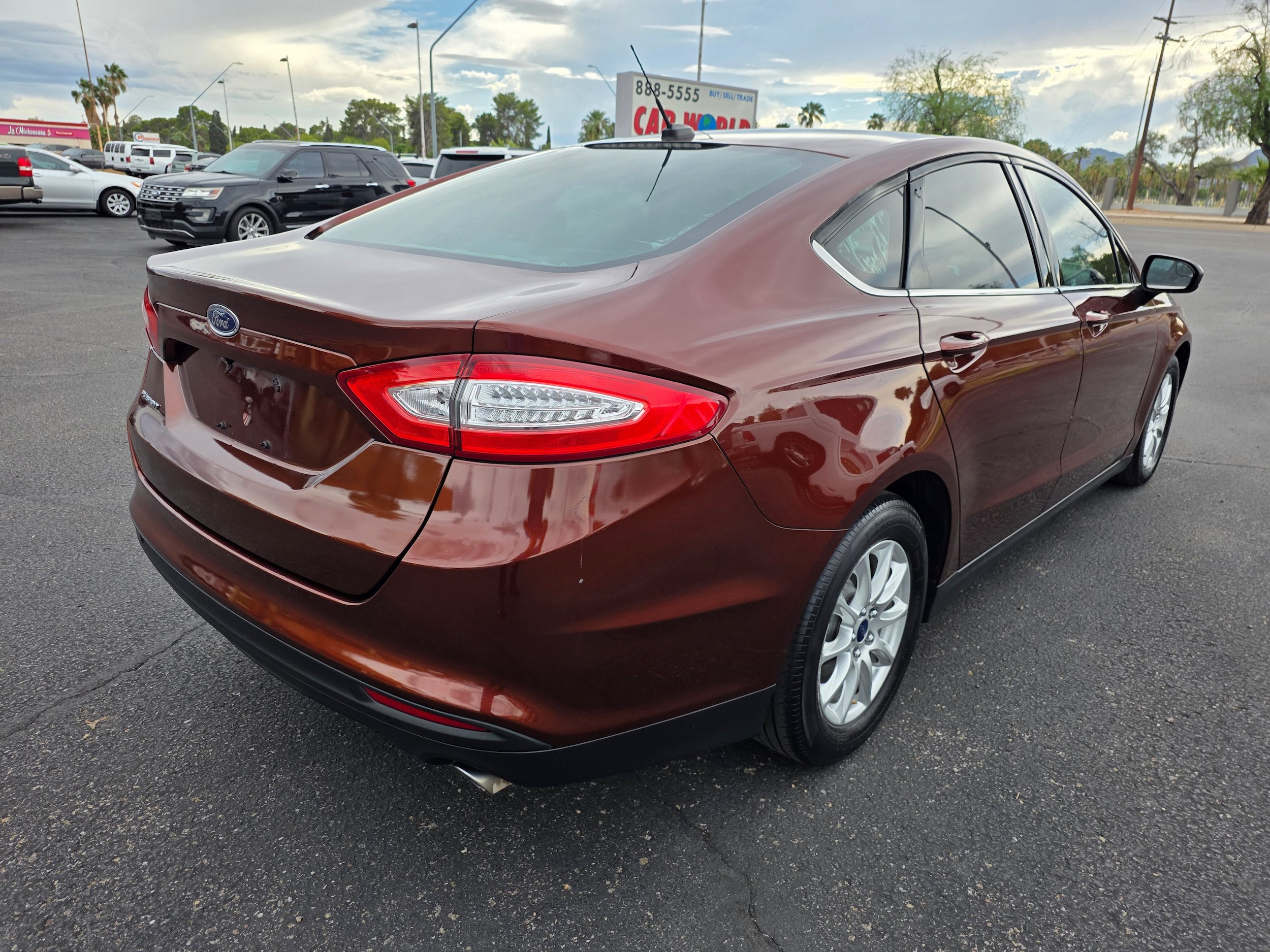 Used 2016 Ford Fusion S FWD image 5